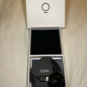 Oura next gen 3 ring - size 11 - Black - used good and working condition -